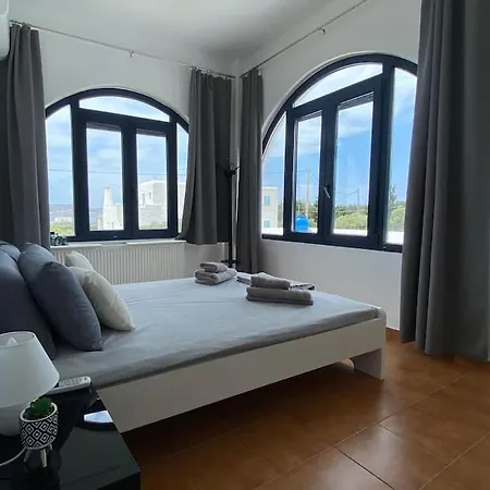 Blue And White Private House * Parikia (Paros)